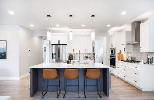 Modern 4BR Family Oasis - Treehouse Bunk &Game Room - Foto 3