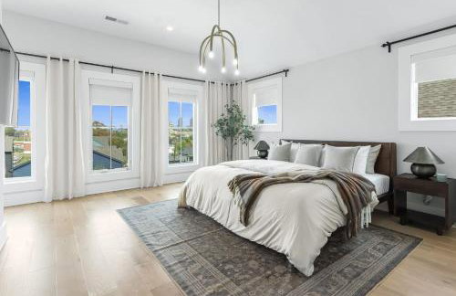 The Blackbrick Manor - Photo 1