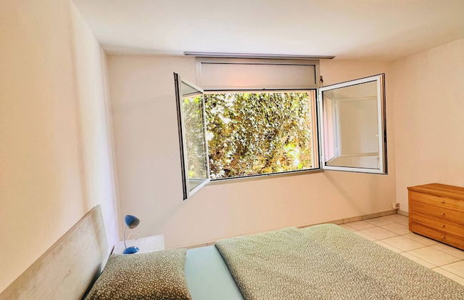 Enchanting View of Lake Maggiore & Mountains - Photo 7