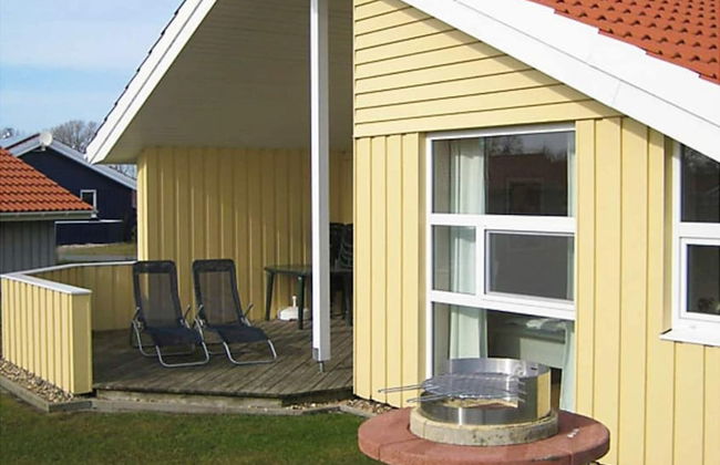 Beautiful Holiday Home in LÃ¸gstÃ¸r - Photo 4