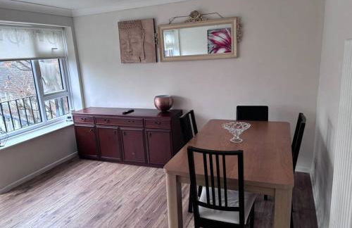 Spacious 2-bed Apartment in Hornchurch - Foto 43