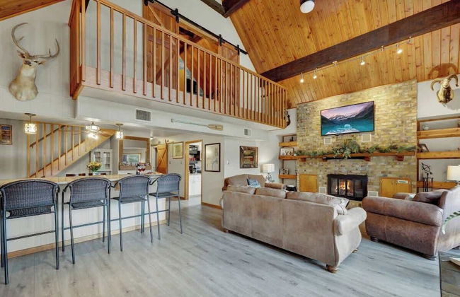 Gettin' Guada Loopy With Hot Tub & Riverfront - Foto 19