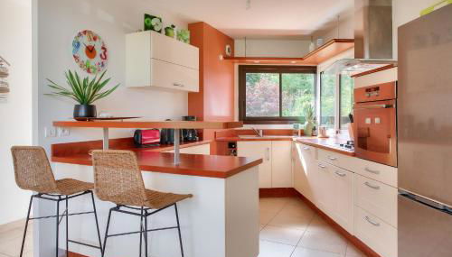 Jardin et piscine - 1km de la plage de Mousterlin - Foto 5