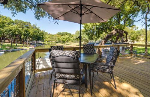 Waterfront Lake LBJ Cabin w/ Private Dock! - Photo 17