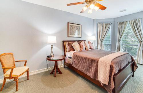 Uptown Dallas Group Getaway Near Art, Eats and More! - Foto 18