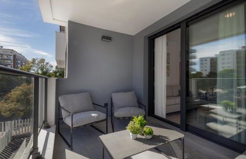 New cozy 2-bedroom apartment in Estepona center - Photo 9