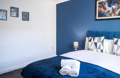 Contractor‑Heaven 5BR Home 4.5 Baths Wakefield - Foto 11