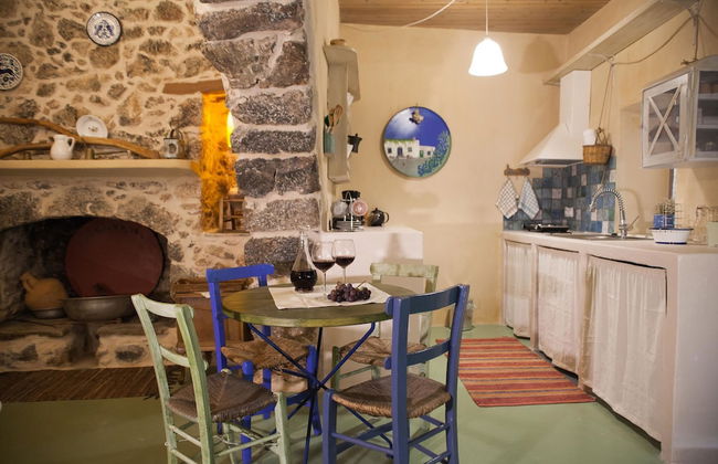 Sitanos Forgotten Neighborhood - Photo 3