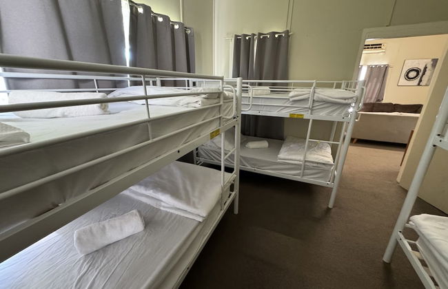 Cottage Charm with Nearby Shopping - Photo 3