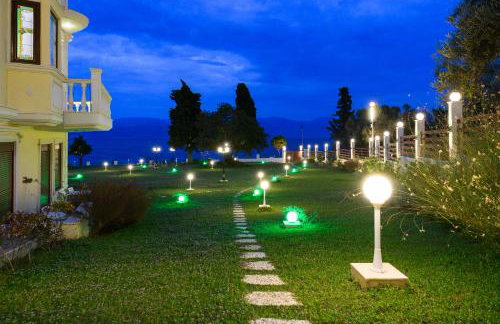 Villa Filoxenia - by the sea - up to 12 guests - Foto 42