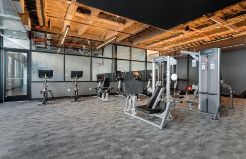 Experience Downtown Chicago at Millennium - Luxury Apartments in The Loop - Photo 17