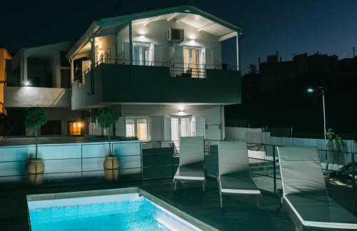 Ammira Mare Maisonette - Relax by the Pool Near Sea! - Photo 2