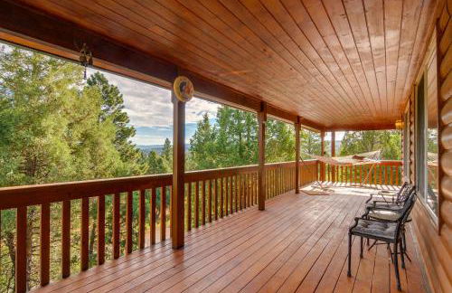 Alton Cabin with Deck about 2 Mi to Dixie Natl Forest! - Foto 1