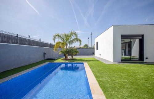 La Villa del Roc - Photo 1