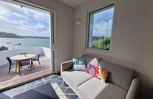 Charming Breton Holiday Home Right by the sea - Photo 59