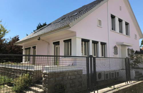 La Maison de la Douce Heure, 4 appartements climatisés avec jardin au centre ville proche des Thermes - Foto 44
