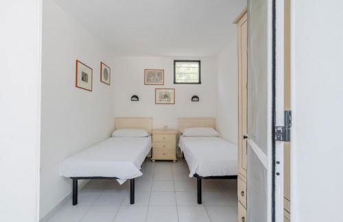 Villa Giglio with Garden and Mini Pool by Rentbeat - Foto 40