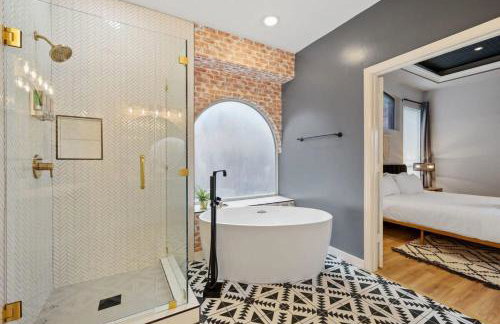 Stylish Spacious Convenient - 6-BD 2 5-BA + Pool - Foto 25