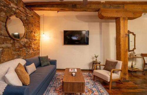 Stylish Loft | Shockoe Bottom | Walk to Canal - Foto 12