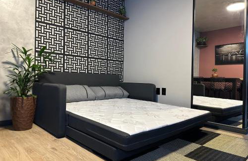 Apê térreo sem escada com Ar Cond, WiFi e banheira! - Foto 33