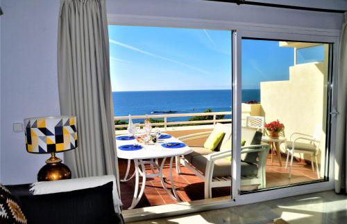 Spectacular 3 bedrooms Sea Views apartment - Photo 11