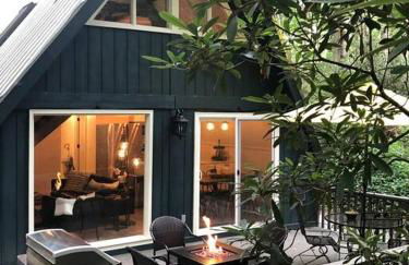 Newly renovated A-frame 5 Min walk to main street - Foto 1