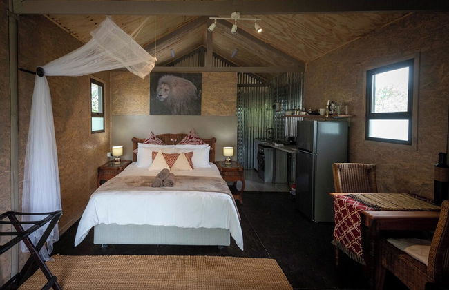 Sleep Whiskers Away From the Lions and " Feel " Them Roar! Cabin 4 - Foto 5