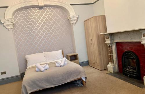 Spacious 6BR Victorian Home in 14 Somerford Near Wolverhampton Centre with Free Parking - Foto 26