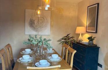 Cozy 3-Bed Cottage with Hot Tub - Foto 17