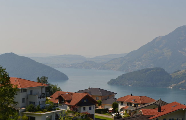 Cozy Apartment With Lake View for 6 Guests - Photo 19
