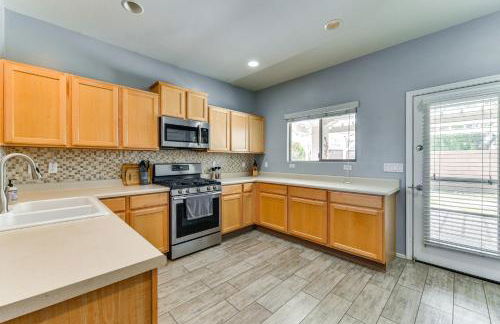 Dog-Friendly Home with Pool Access in Florence! - Foto 9