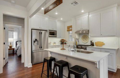 The SoFay Farmhouse- 1 MI From U of A - Foto 18