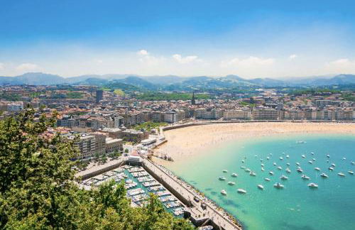 Miramar Luxurious apartment, 3 double rooms for 6 guests, free parking, terrace, new - Foto 49