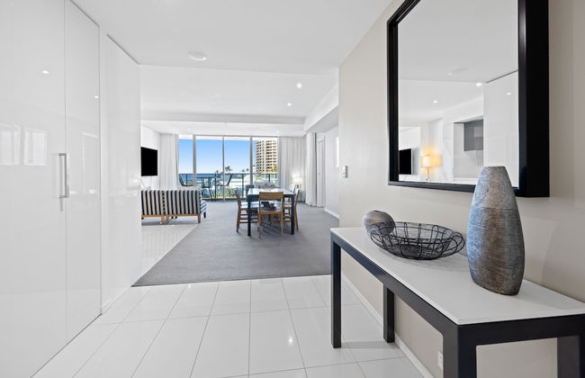 Pool and Ocean Views at the H-Residences - Foto 28