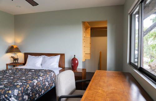 Stunning Home & Spectacular View - Photo 21