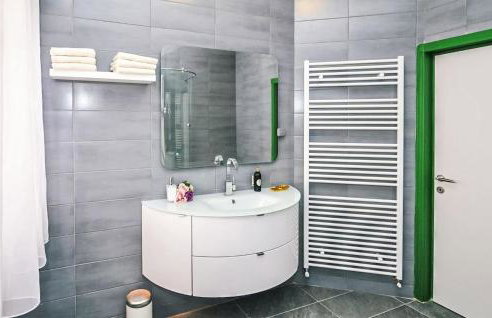 Pet Friendly Home In Jurdani With Sauna - Foto 24