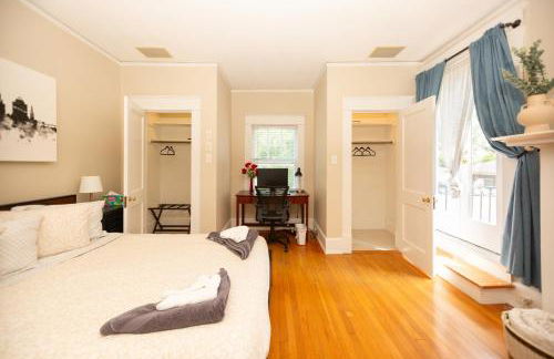 Sunny efficiency in historic home - Foto 37