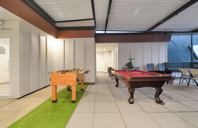 Charming 1BR Lakeside - Photo 35