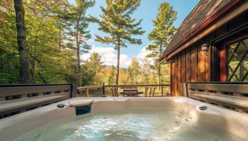 ADK Whiteface Chalet with Hot Tub, Dog Friendly! - Foto 3