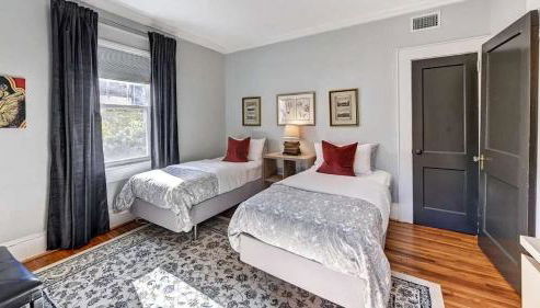 Chic Comfortable 2BR with Porch near Dilworth - Foto 5