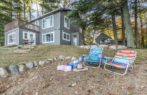 Renovated Lake Cabin with Fire Pit and Kayaks - Photo 49