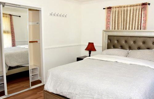 Handsome Home Renovated - close to Metro - Foto 5