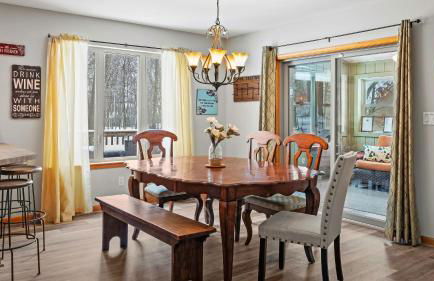 Mountain Hideout by Avantstay Game Room + Deck - Foto 32