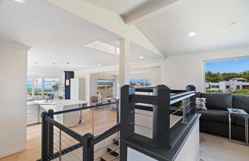 Breathtaking Views of the Pacific Ocean Rooftop Balcony Gourmet Kitchen and Hot Tub overlooking Golf Course - Foto 35