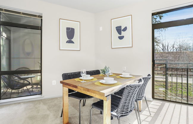 DC Charm in Crystal Apartments - Foto 28