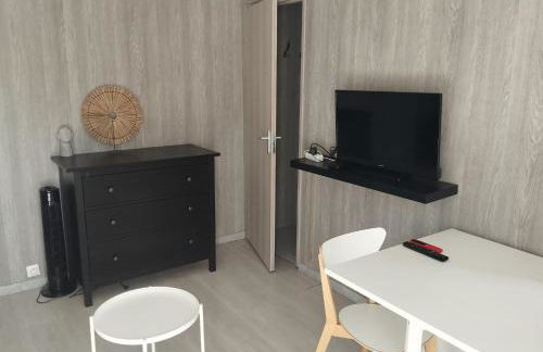 F1 meublé indépendant - Foto 7