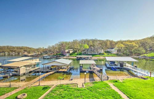Boat Slip, Fire Pit Lakefront Sunrise Beach Home! - Foto 24