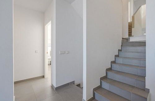 Villa Elisabetta, Luxury Villa with Heated Pool Ocean View in Adeje, Tenerife - Foto 31