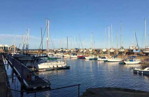 Skerry View - Overlooking the Moray Firth - close to Beaches, Harbour, Shops and Restaurants - Foto 15