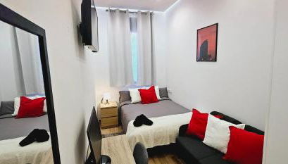 Gran apartamento ideal grupos muy cerca Barcelona - Photo 2